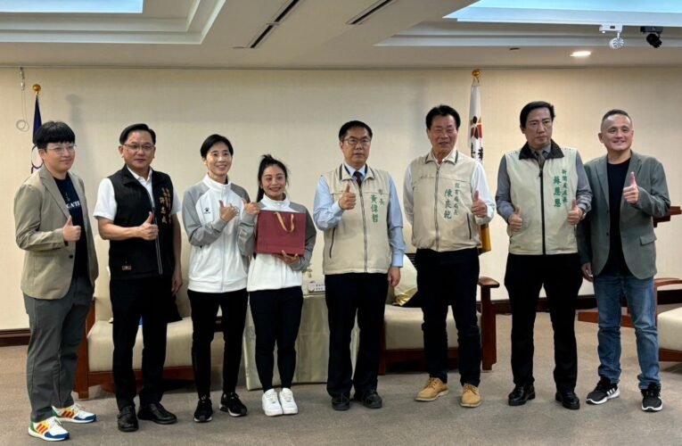 南市舉重精靈方莞靈擠身世排前十　斬獲巴黎奧運門票　 黃偉哲市長接見勉勵